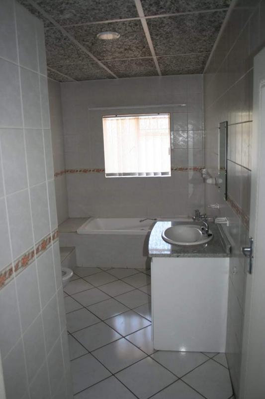 3 Bedroom Property for Sale in Protea Park North West